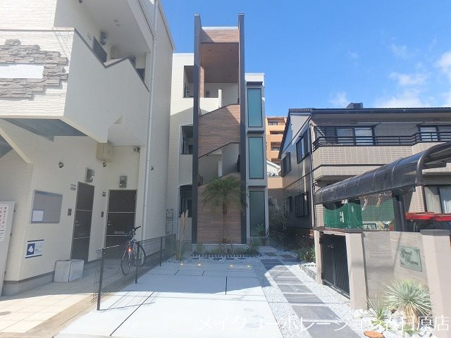 グランリヴィエラ 201号室 外観