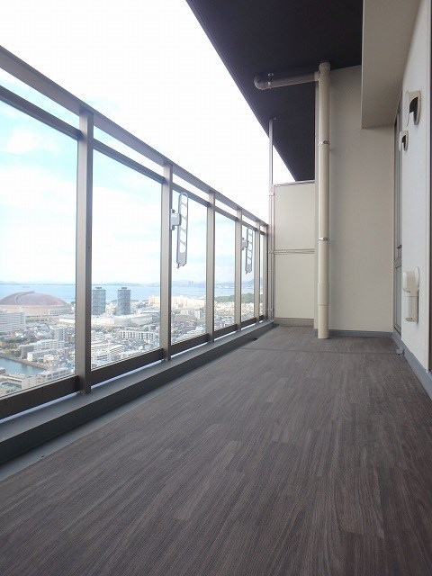 Brillia Tower西新 ベランダ
