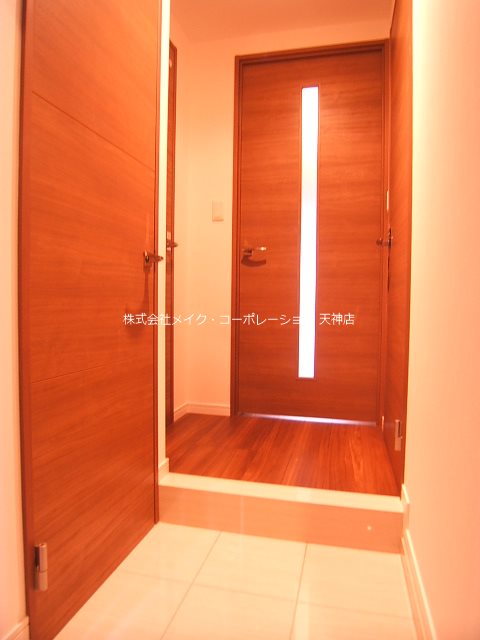 玄関 プレスタイル大濠公園 玄関