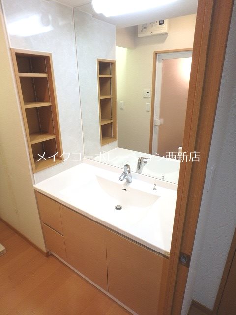 洗面所 ビエンナーレ高取 その他2