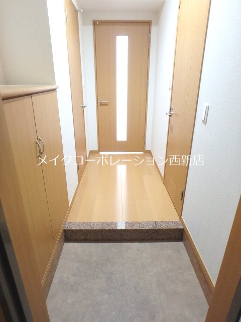 玄関 ビエンナーレ高取 玄関