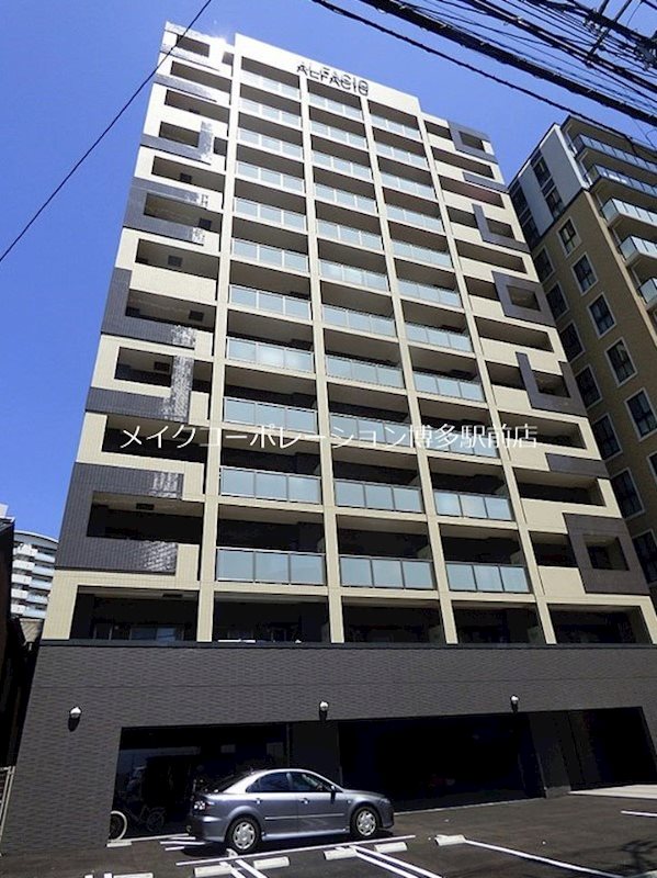 アルファシオベイス博多 外観