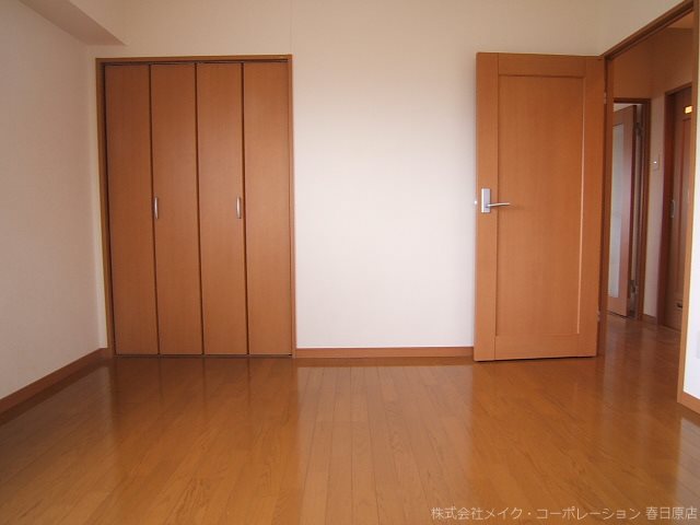 サンルージュ春日 ベッドルーム