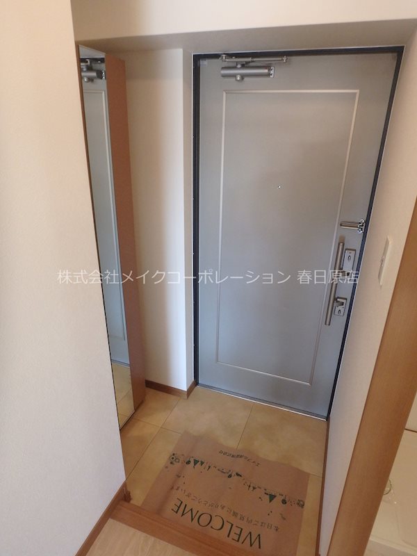写真は同型タイプ エレガンス井尻 玄関