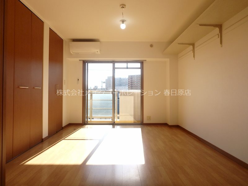写真は同型タイプ エレガンス井尻 ベッドルーム