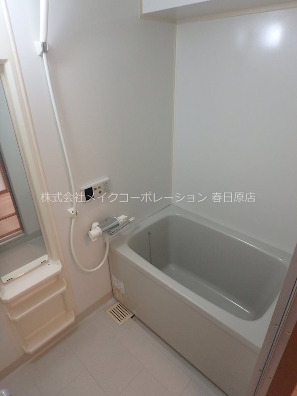 写真は同型タイプ エレガンス井尻 風呂画像