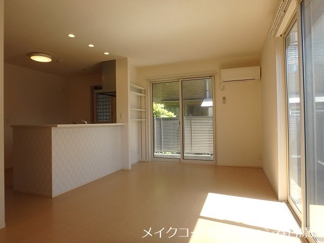 グリシーナ リビング