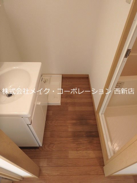 洗面所 Nラヴィーヌ荒江~ネット無料~ その他9