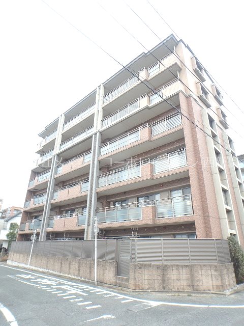 ネオジェラーモ 外観