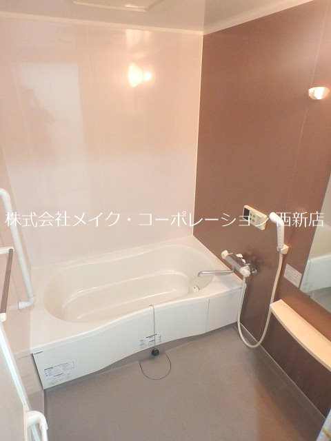 ネオジェラーモ 風呂画像