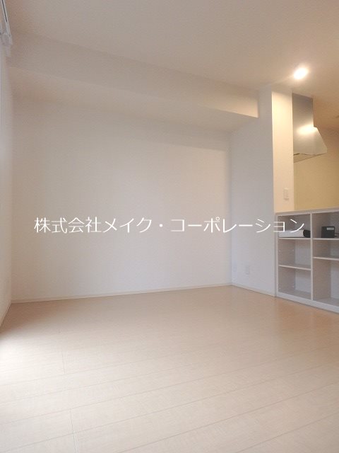 Riverside その他10