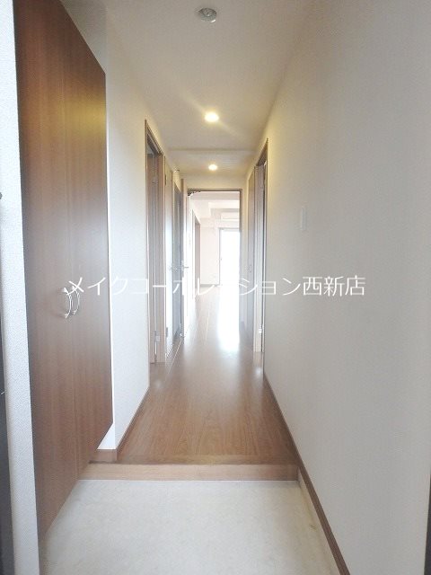 CRESTY藤崎 玄関
