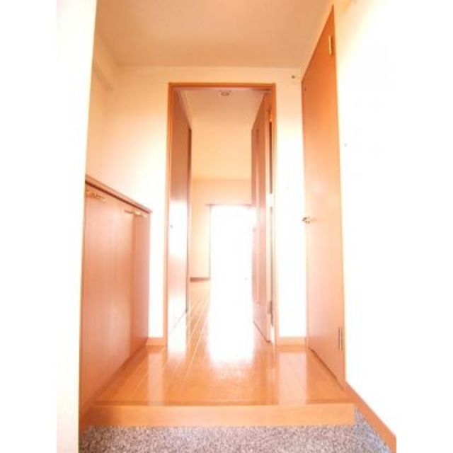 ラフィネスネオシティ平尾 玄関