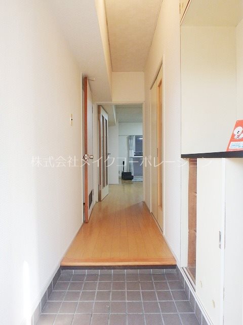 タイタス薬院 玄関