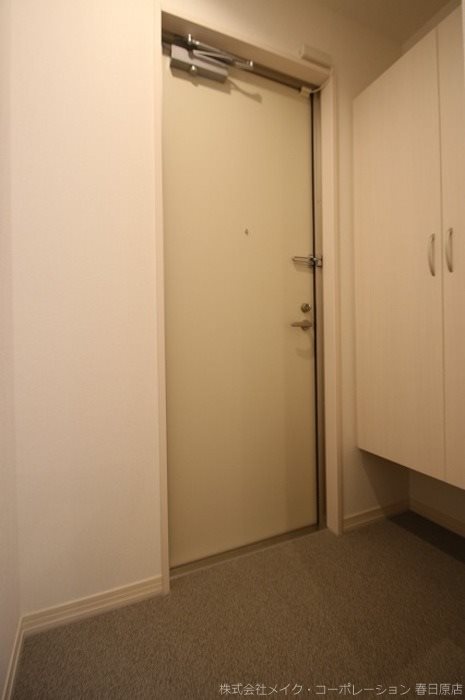 写真は同型タイプ D-room南福岡 参番館 玄関