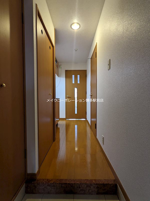 ピュアドームエスパリエ博多 玄関