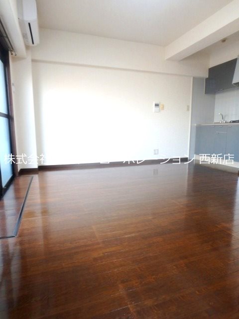 ラ・レジダンス・ド・西新 リビング