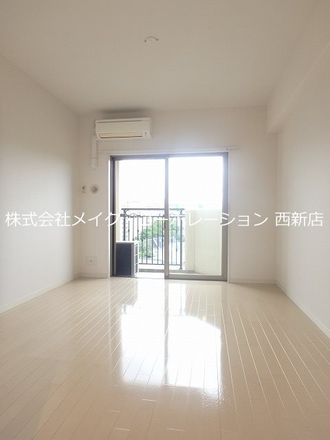 ローズモント・フレア別府駅前 リビング