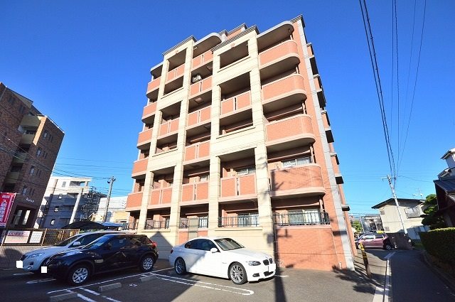 ヒュースロア井尻 204号室 外観