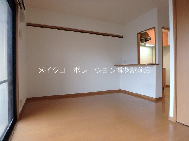 ピュアドームステイツ博多 リビング