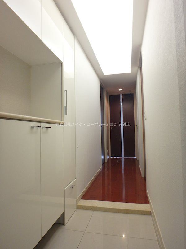 コスモ唐人町パークビュー 玄関