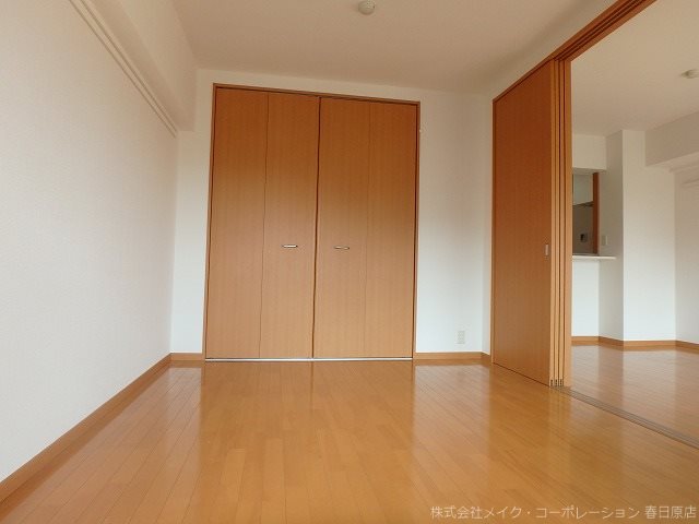 写真は同型タイプ プレステージ板付 ベッドルーム