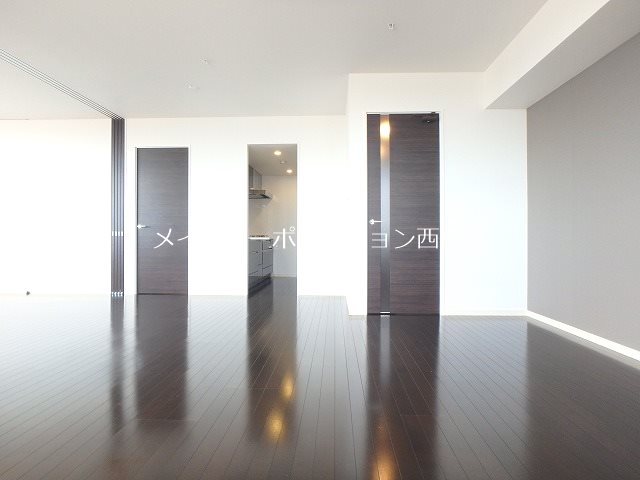 ラクレイス西新レジデンシャルタワー その他9