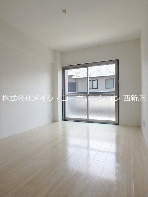 坂口ビル ベッドルーム