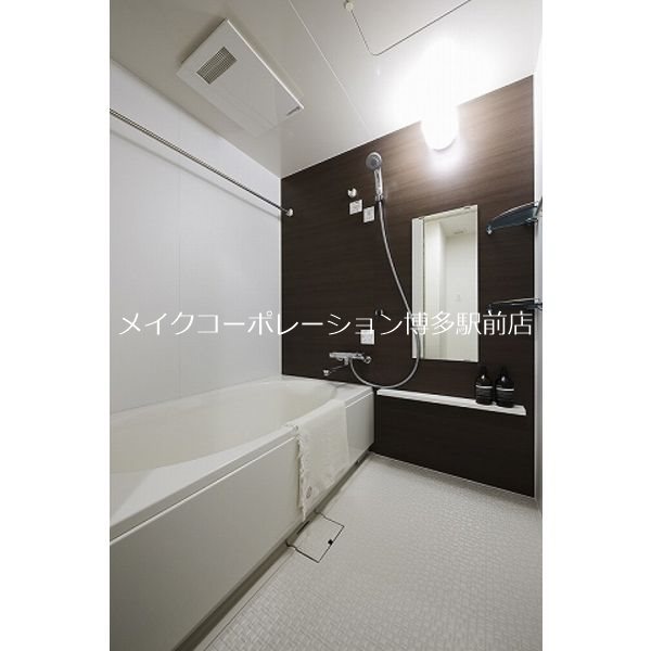 ラクレイス西新レジデンシャルタワー 風呂画像