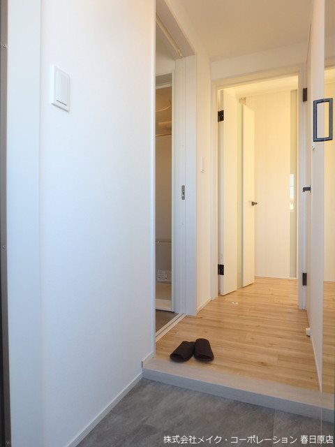 写真は同型タイプ パティオ五十川Ⅰ 玄関