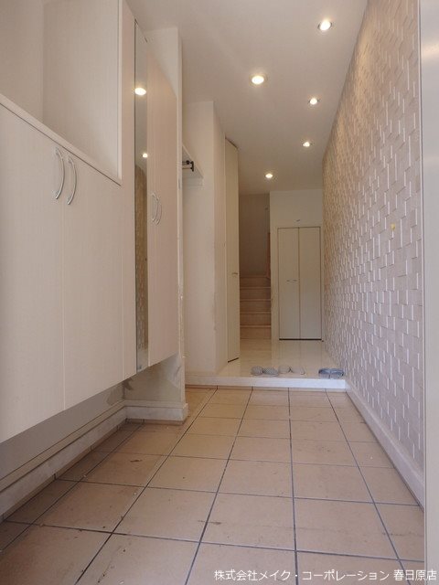 D-room日赤通り 玄関