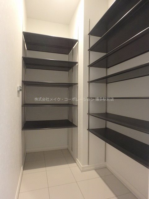 エンクレスト博多STYLE 玄関