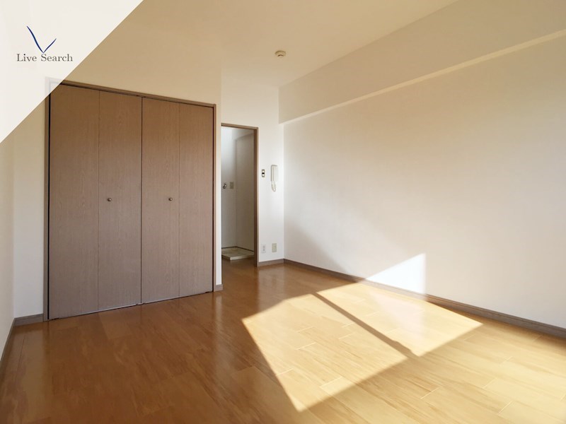 写真は同型タイプ サクラテラス春日 リビング