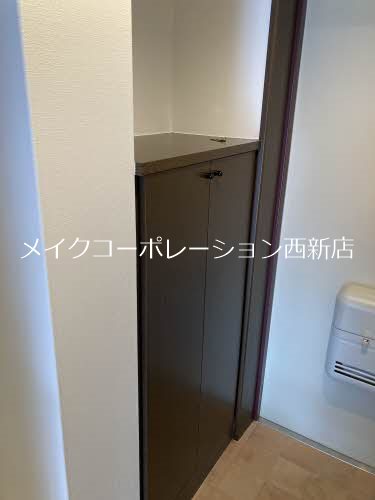 ダブルーンⅤ 玄関