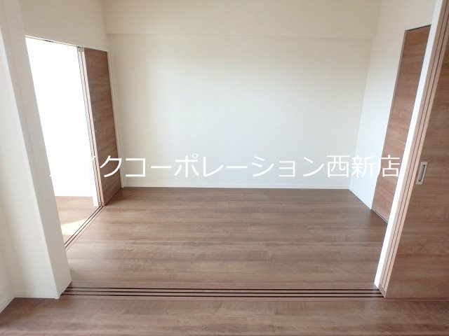 ベッドルーム アネーロ西新Ⅳ ベッドルーム