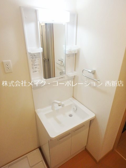 キルンズ西新~ネット無料~ 洗面所
