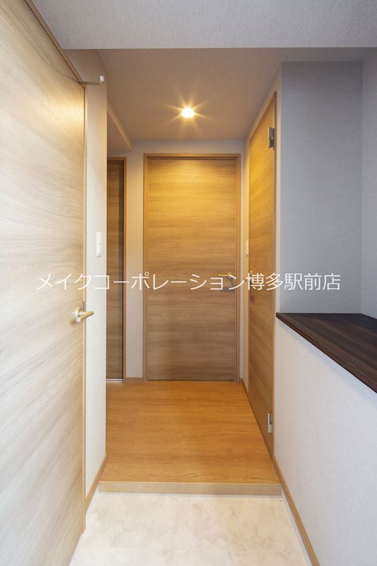 ZIP　OHORI 玄関