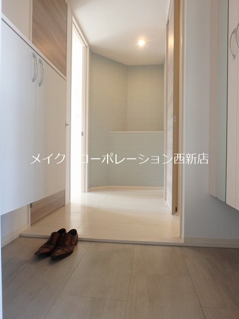 D-room昭代 玄関