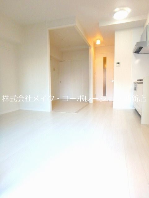 ネストピア西新 リビング