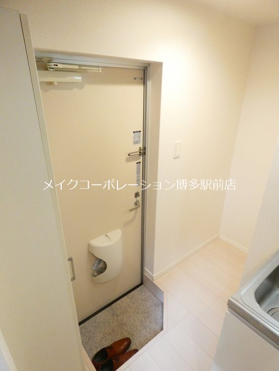 リバティ美野島 玄関
