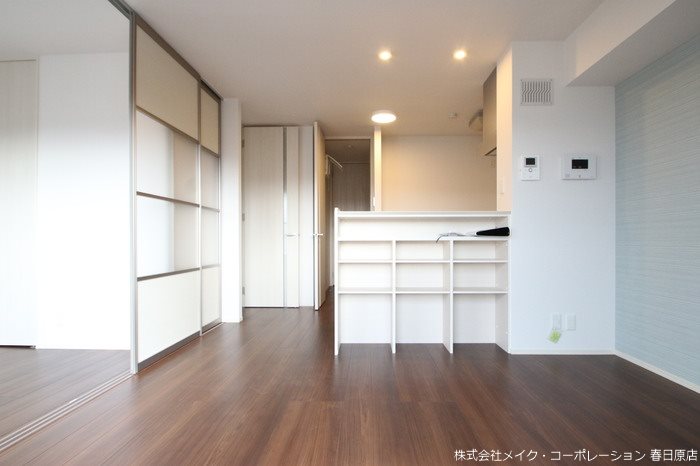 写真は同型タイプ エスポワール18弥永西 リビング
