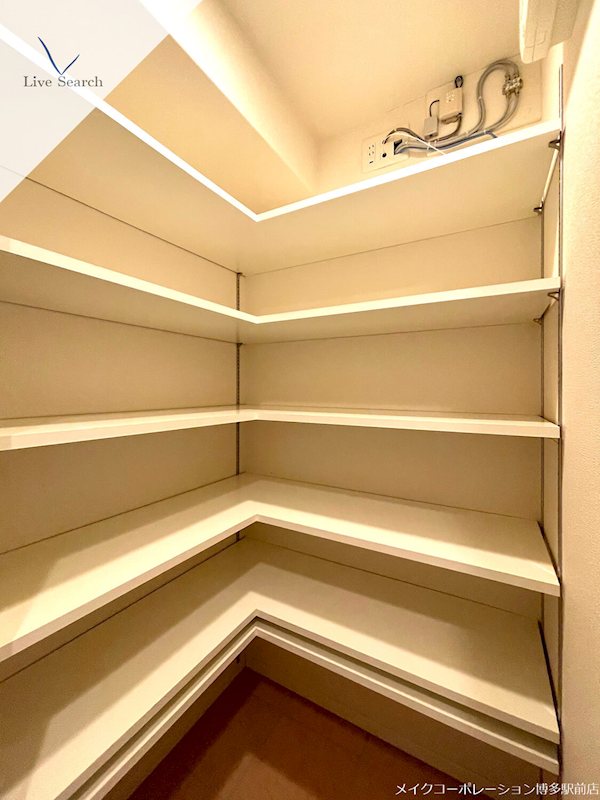 ルキシア薬院 玄関