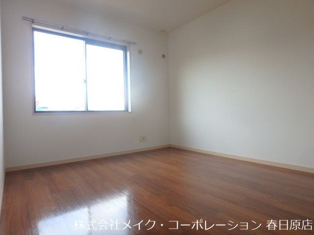 ツインコートB ベッドルーム