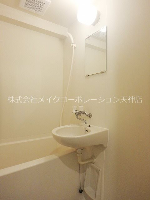 ピュアドーム天神アネックス 風呂画像