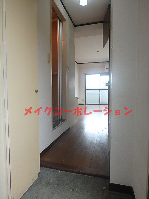 プライムコート平尾 玄関