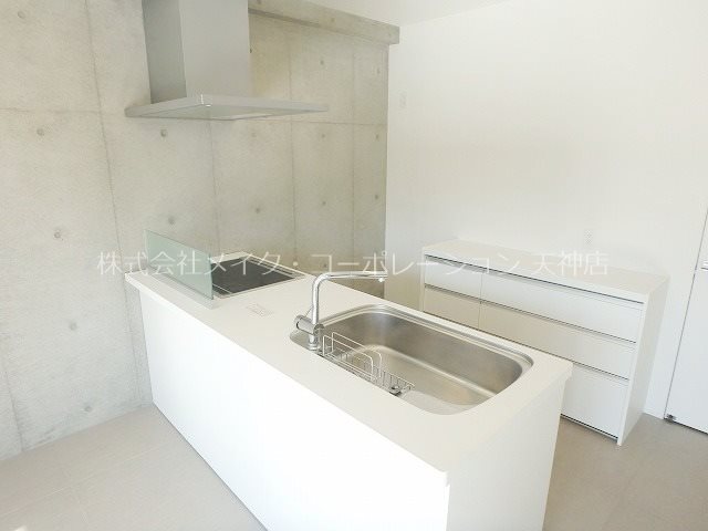 ナビールコート警固 キッチン