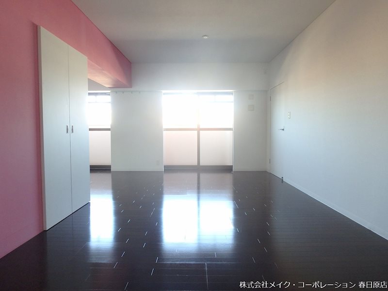 写真は同型タイプ 光第6ビル リビング