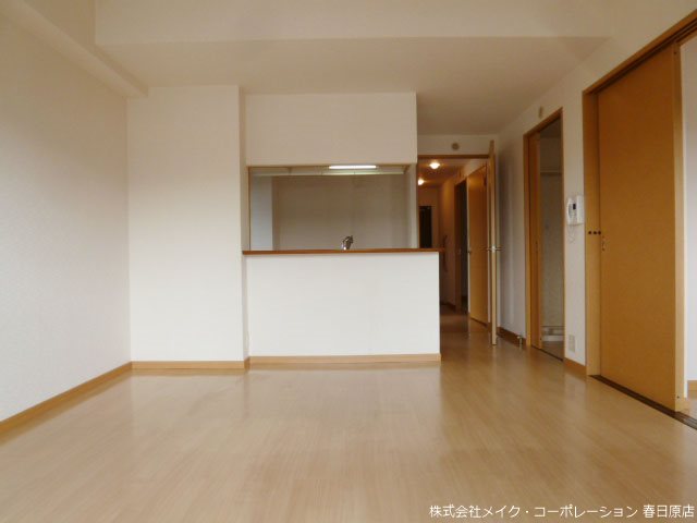 メゾン春日南 リビング