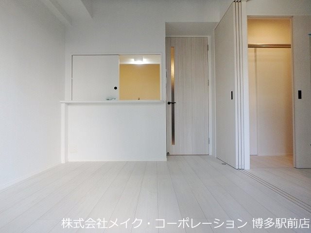 エンクレスト博多駅前ART リビング