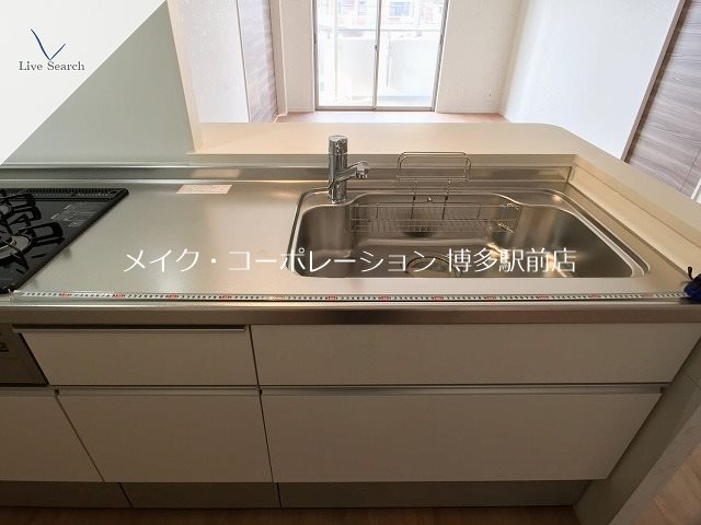 ロイヤルガーデン博多アネックス キッチン
